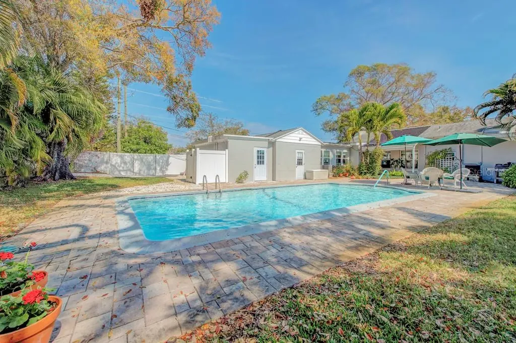 2601 49th Street S Gulfport FL 33707