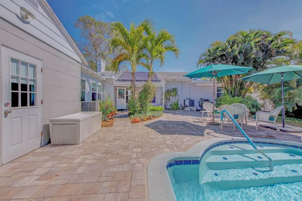 2601 49th Street S Gulfport FL 33707