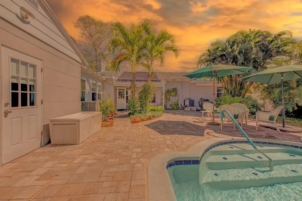2601 49th Street S Gulfport FL 33707
