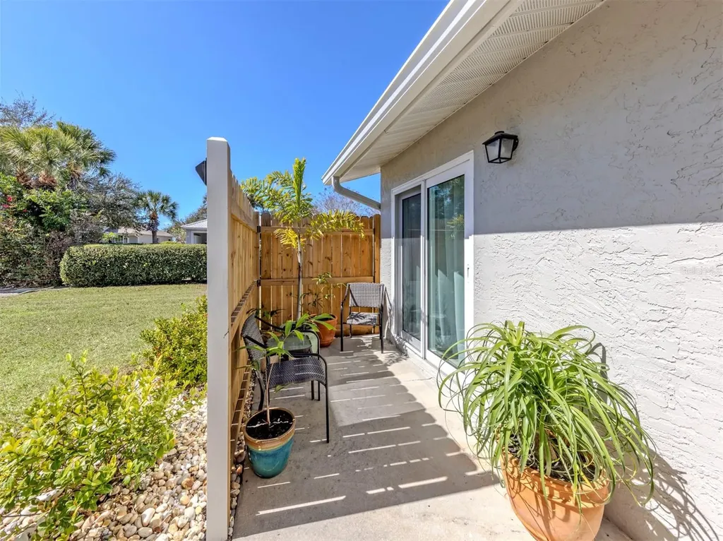 601 Pinebrook Crescent Venice FL 34285
