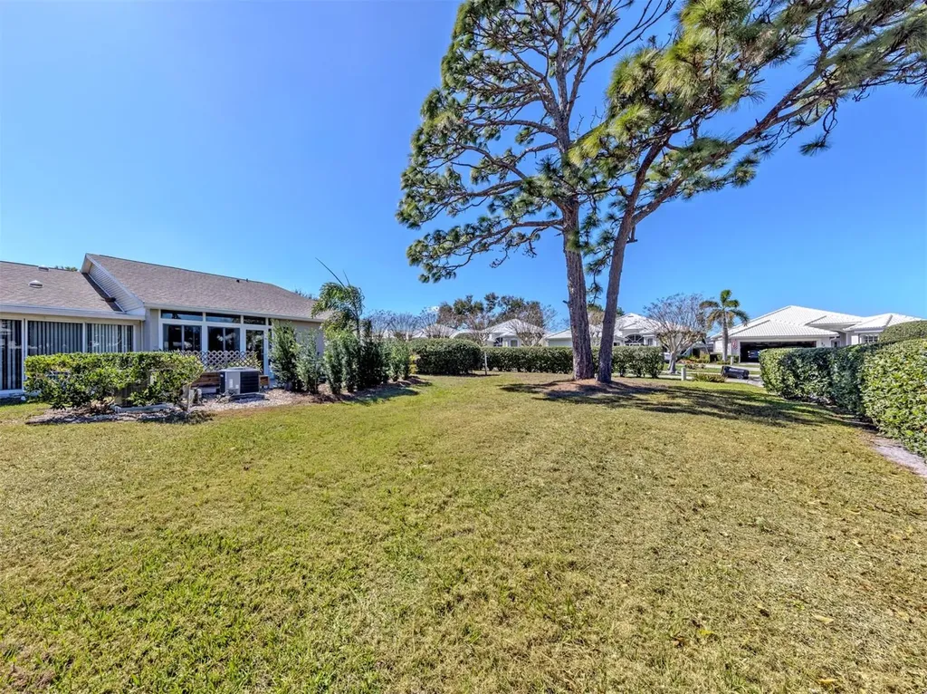 601 Pinebrook Crescent Venice FL 34285