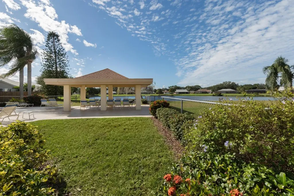 601 Pinebrook Crescent Venice FL 34285