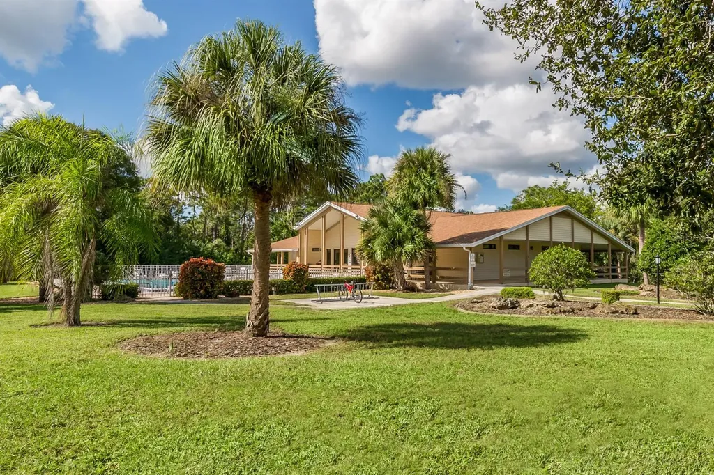 601 Pinebrook Crescent Venice FL 34285