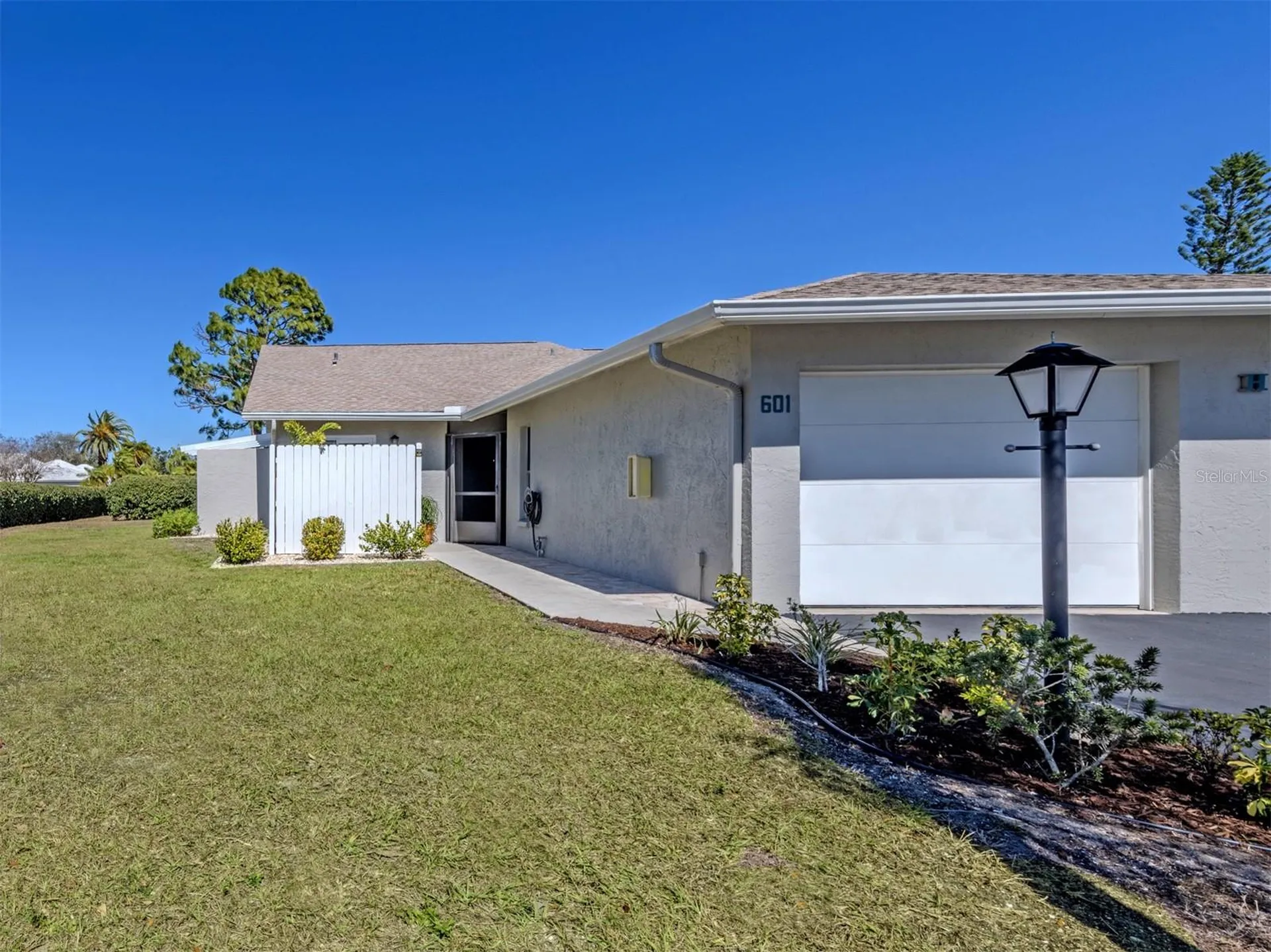 601 Pinebrook Crescent Venice FL 34285