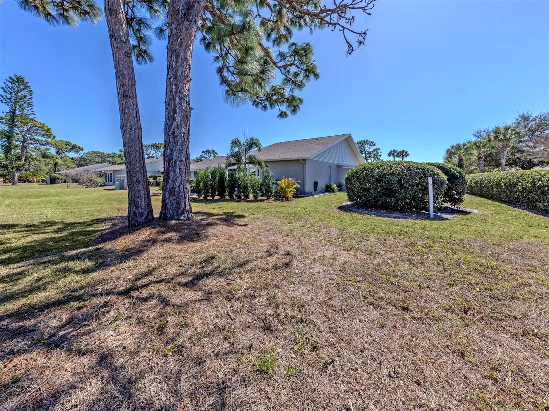 601 Pinebrook Crescent Venice FL 34285