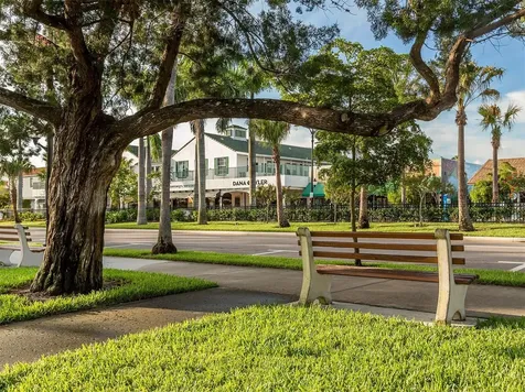 601 Pinebrook Crescent Venice FL 34285