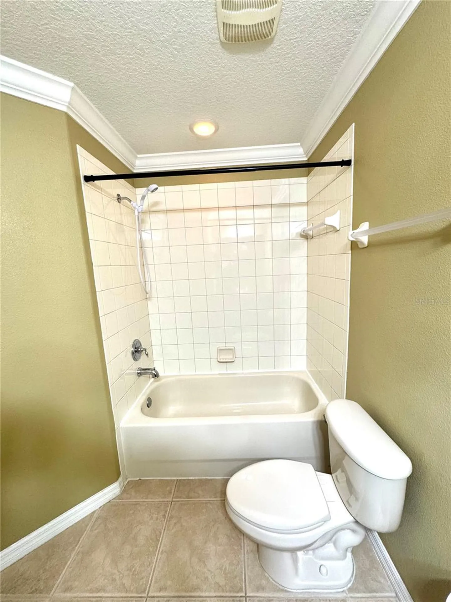 1483 Hillview Lane Tarpon Springs FL 34689