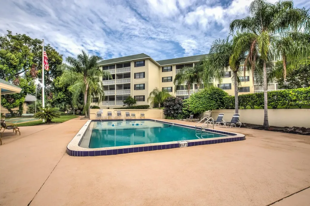 101 N Grandview Street Mount Dora FL 32757