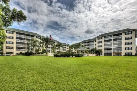 101 N Grandview Street Mount Dora FL 32757