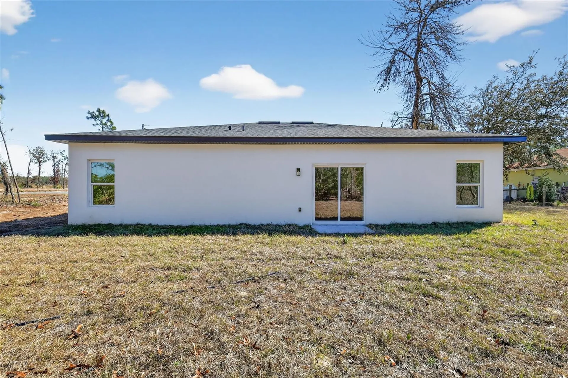 16 Malauka Lane Drive Ocklawaha FL 32179