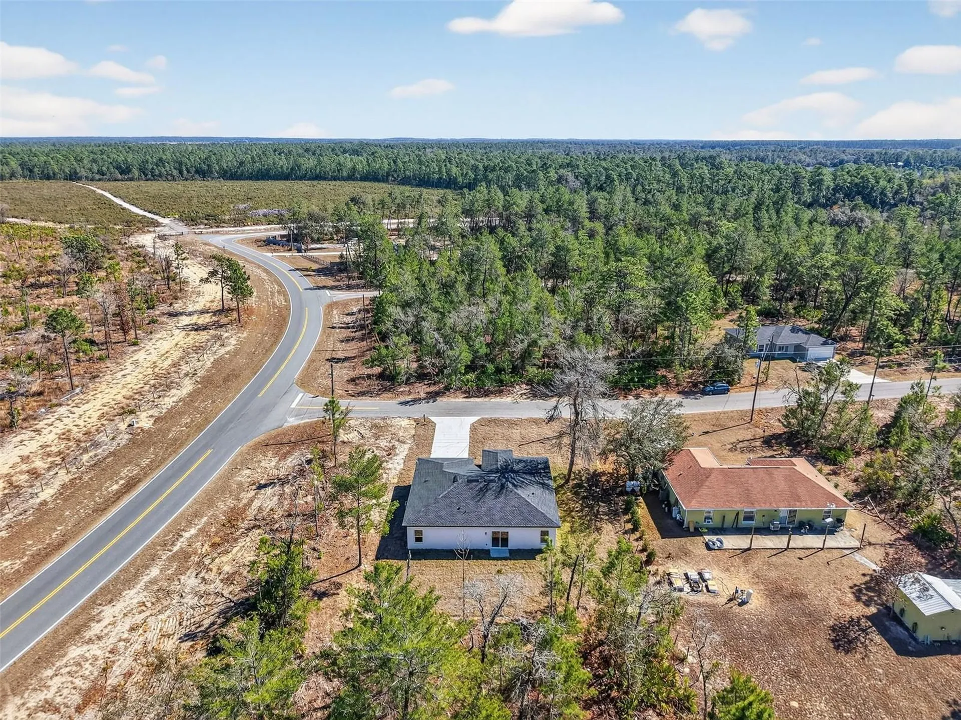 16 Malauka Lane Drive Ocklawaha FL 32179