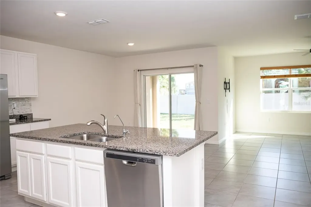 3383 Hammond Point Sanford FL 32771