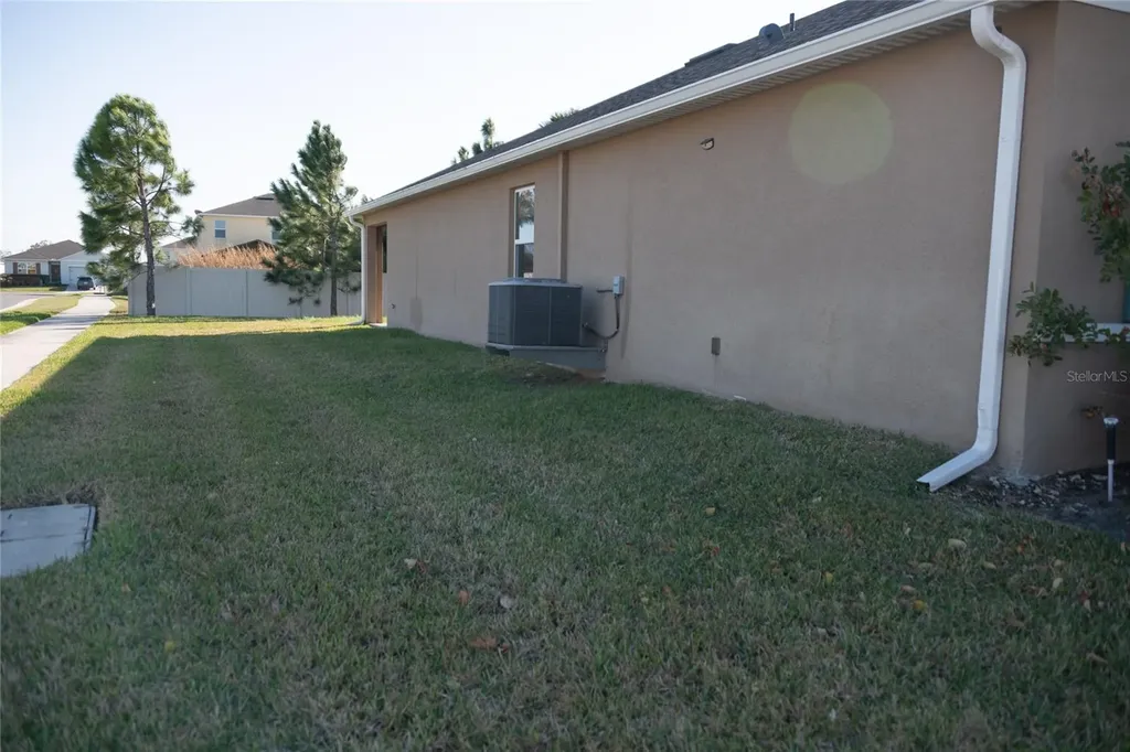 3383 Hammond Point Sanford FL 32771