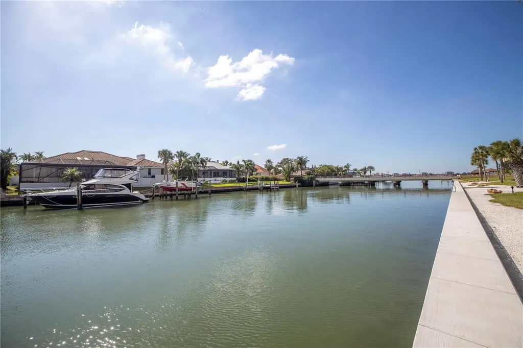 4900 Brittany Drive S St Petersburg FL 33715