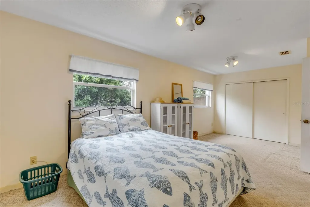 622 Goodwin Avenue New Smyrna Beach FL 32169