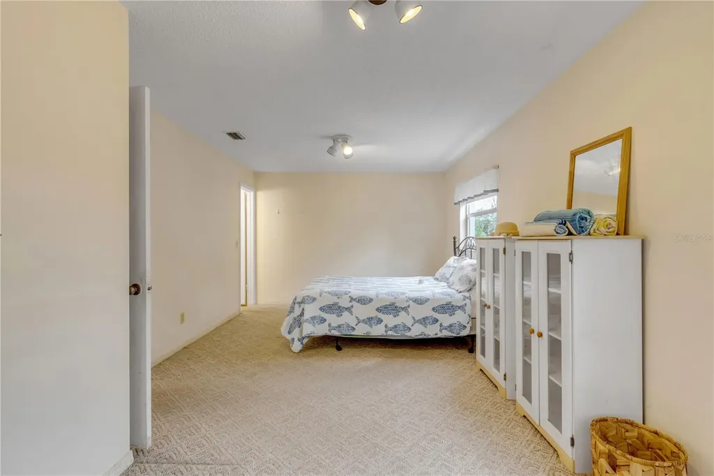 622 Goodwin Avenue New Smyrna Beach FL 32169