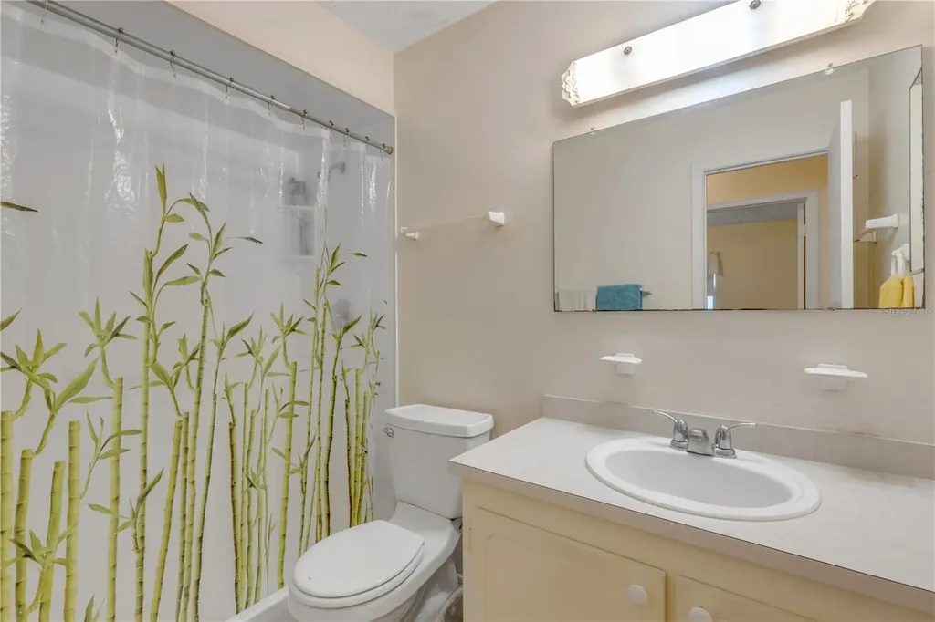 622 Goodwin Avenue New Smyrna Beach FL 32169