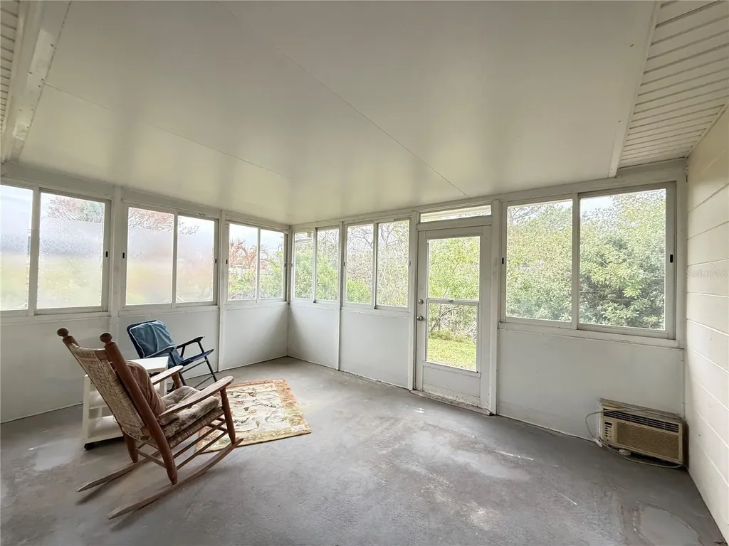 622 Goodwin Avenue New Smyrna Beach FL 32169