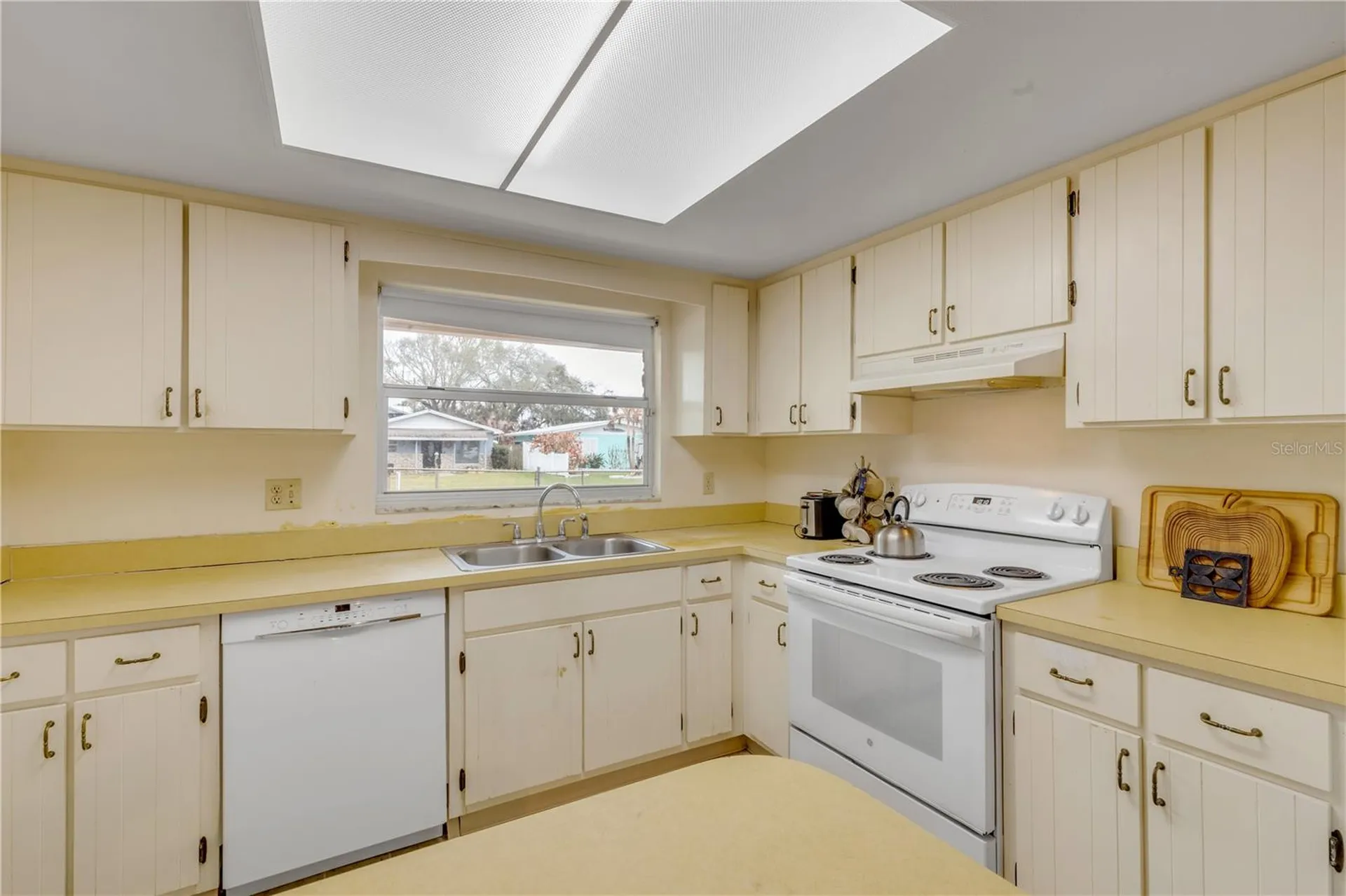 622 Goodwin Avenue New Smyrna Beach FL 32169