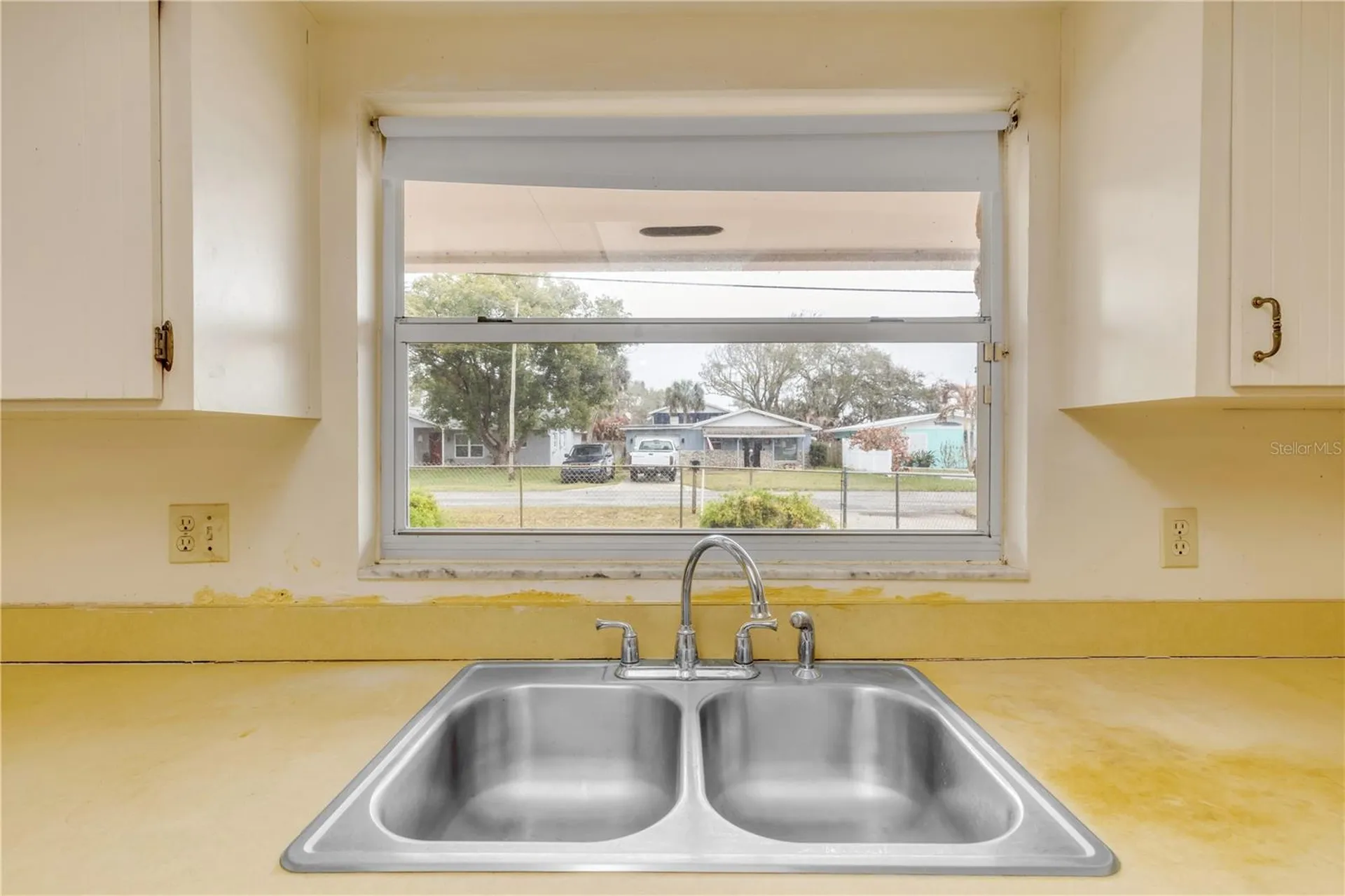 622 Goodwin Avenue New Smyrna Beach FL 32169