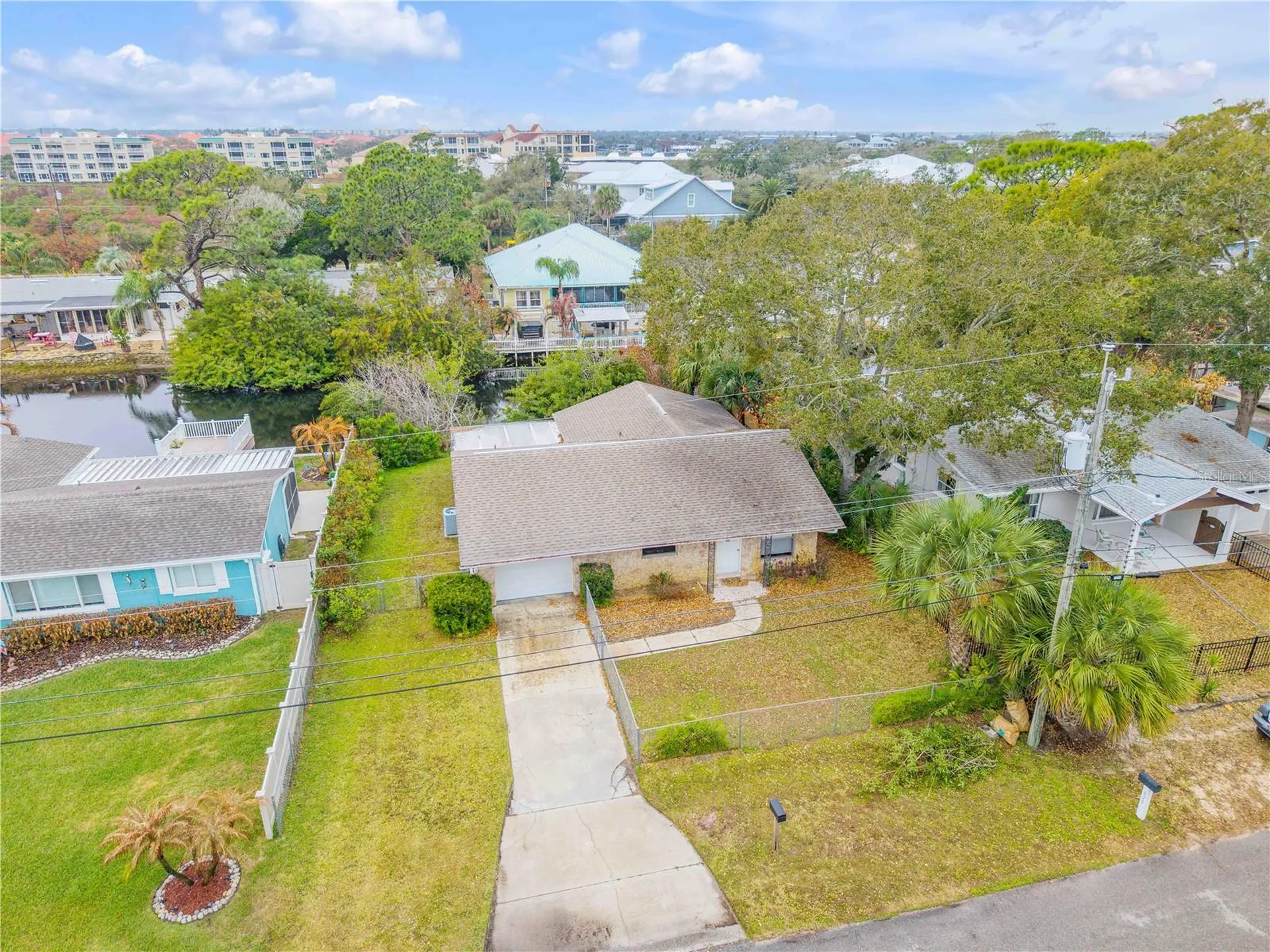 622 Goodwin Avenue New Smyrna Beach FL 32169