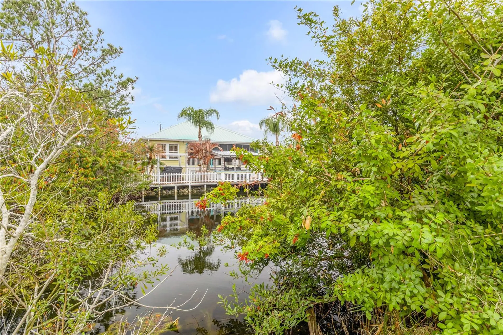 622 Goodwin Avenue New Smyrna Beach FL 32169