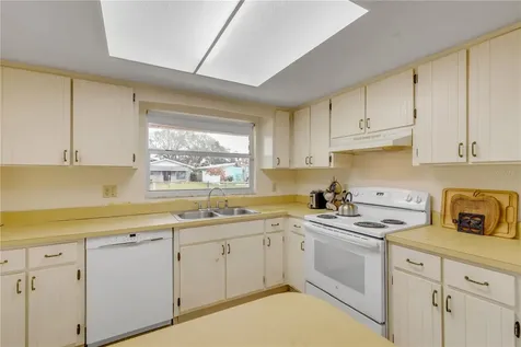 622 Goodwin Avenue New Smyrna Beach FL 32169