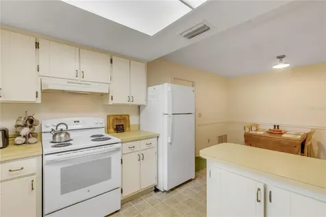 622 Goodwin Avenue New Smyrna Beach FL 32169
