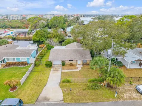 622 Goodwin Avenue New Smyrna Beach FL 32169