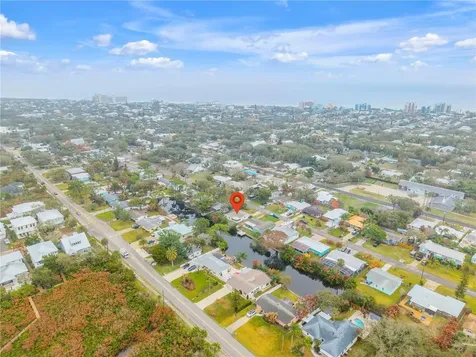 622 Goodwin Avenue New Smyrna Beach FL 32169