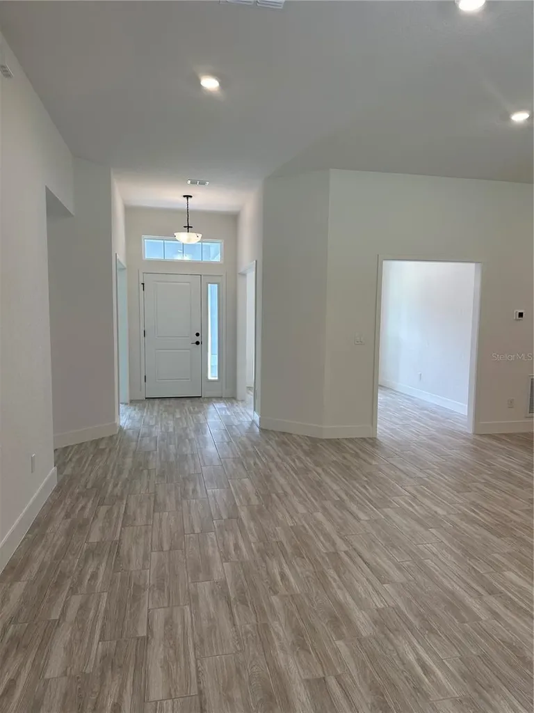12126 Pine Warbler Avenue Brooksville FL 34614
