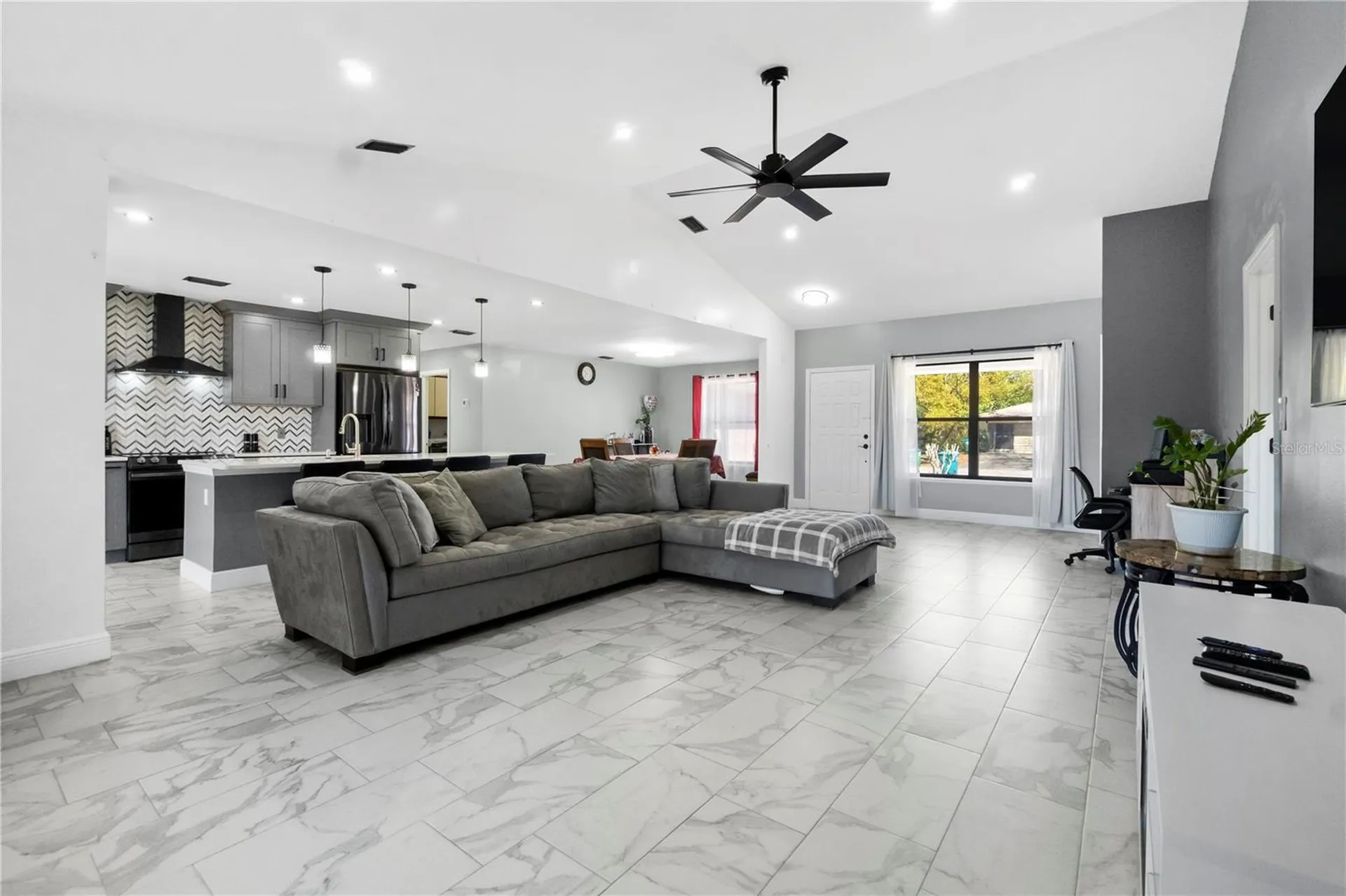 857 S Atmore Circle Deltona FL 32725