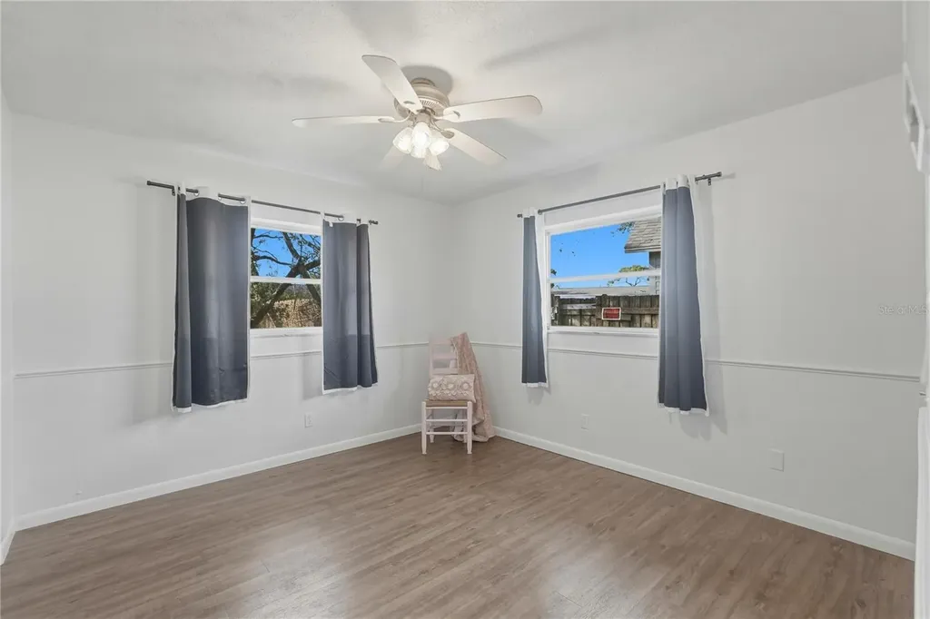 3515 Country Club Way S St Petersburg FL 33712