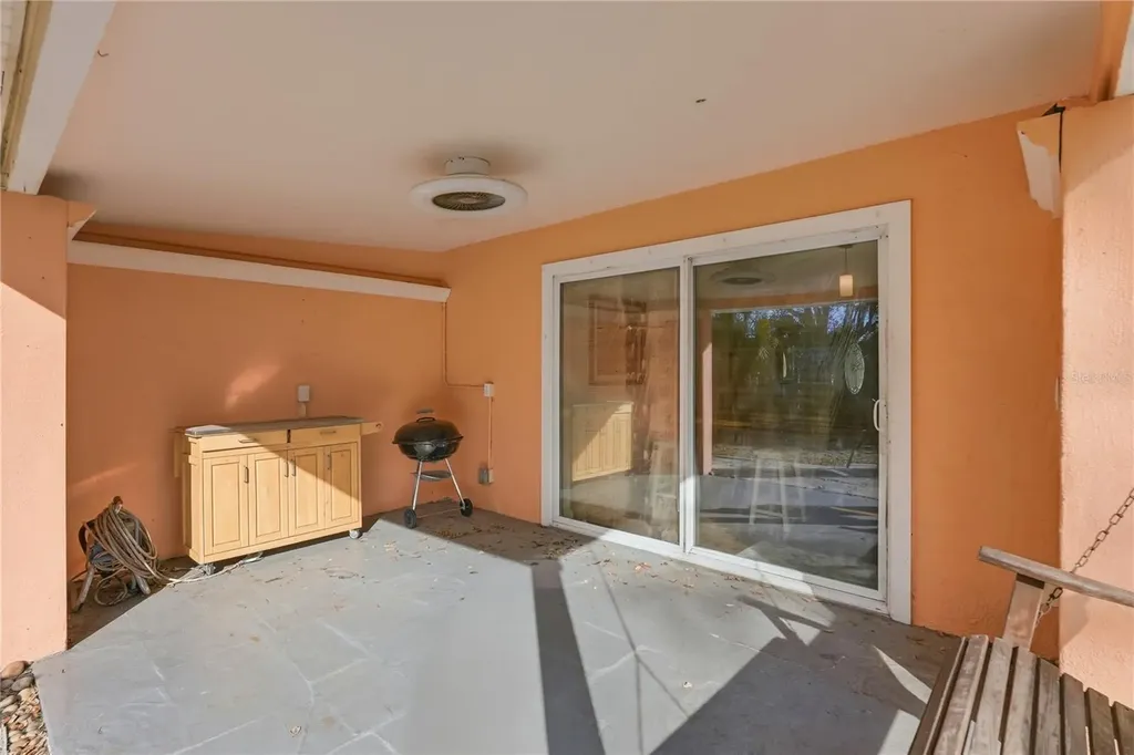 3515 Country Club Way S St Petersburg FL 33712