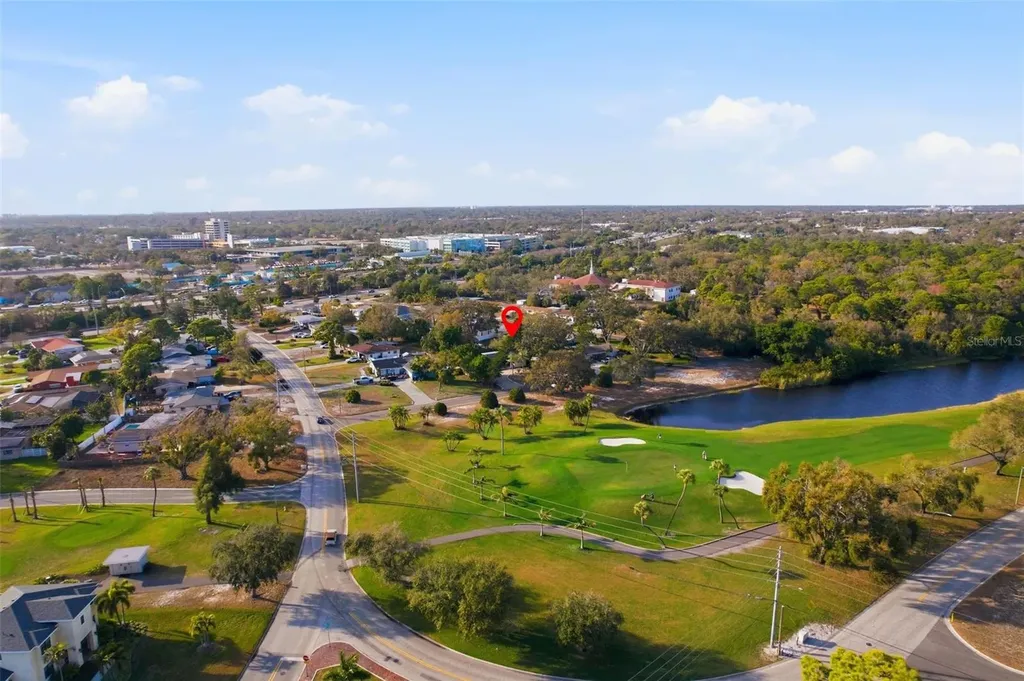 3515 Country Club Way S St Petersburg FL 33712