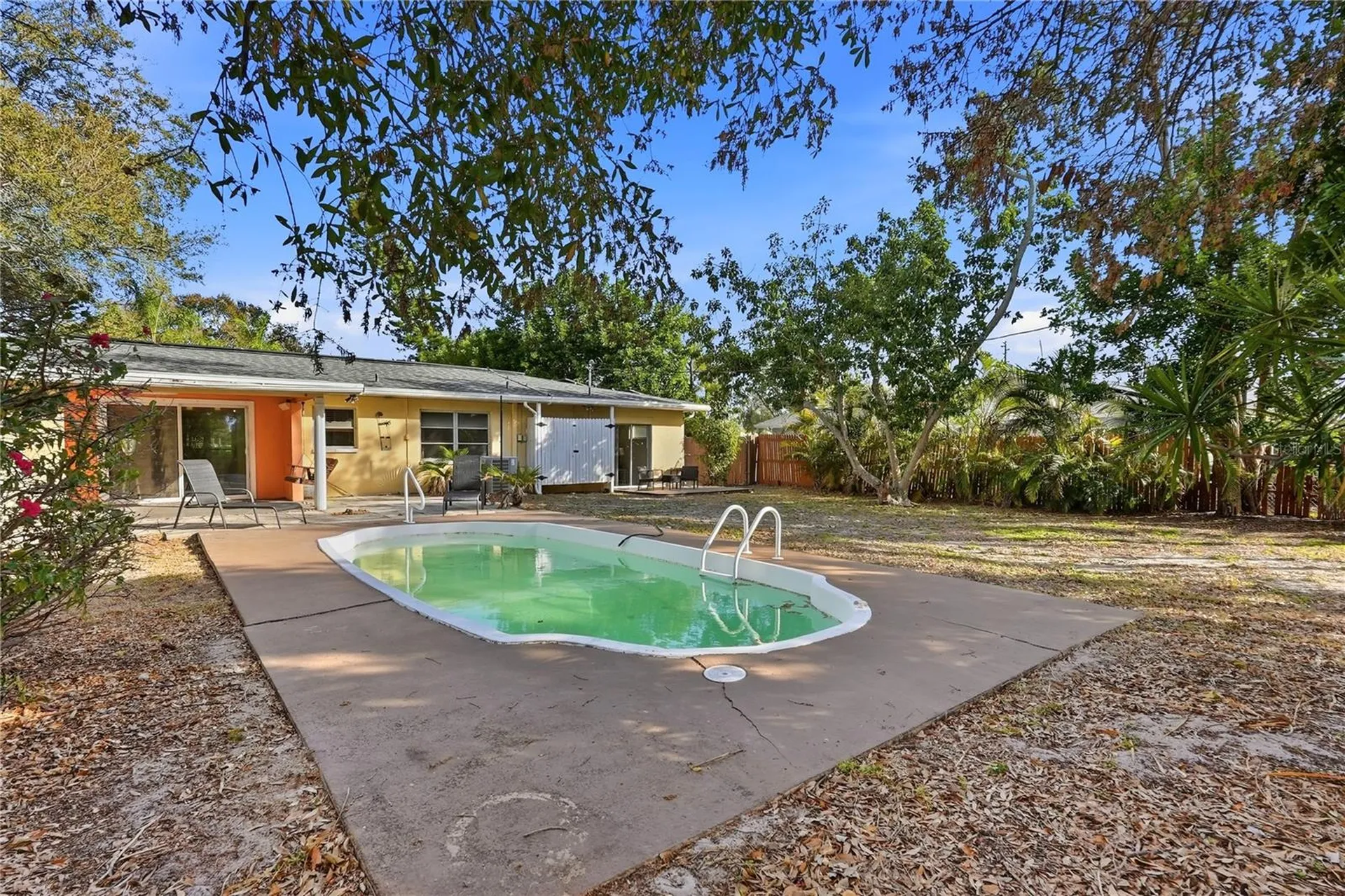 3515 Country Club Way S St Petersburg FL 33712