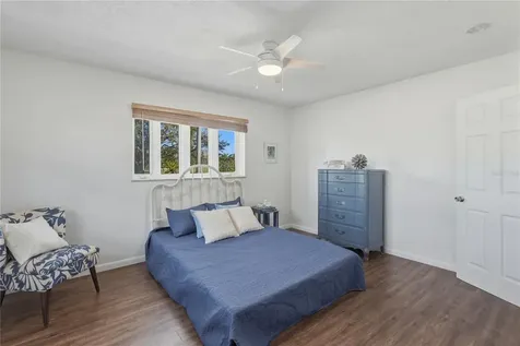 3515 Country Club Way S St Petersburg FL 33712