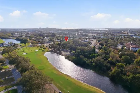 3515 Country Club Way S St Petersburg FL 33712