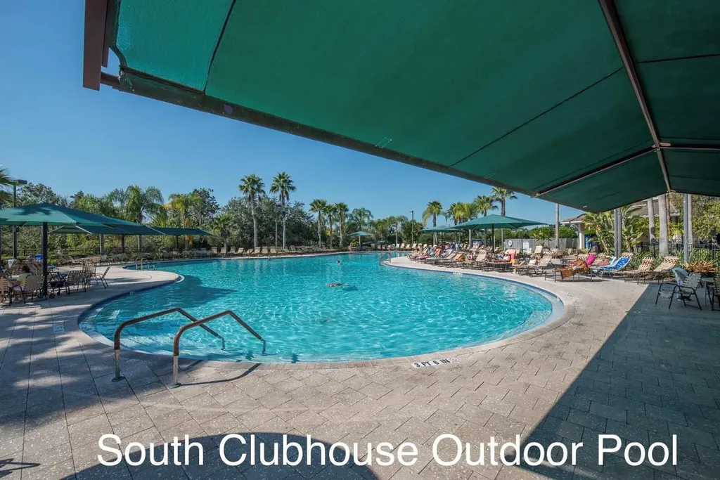 2001 Heathfield Circle Sun City Center FL 33573