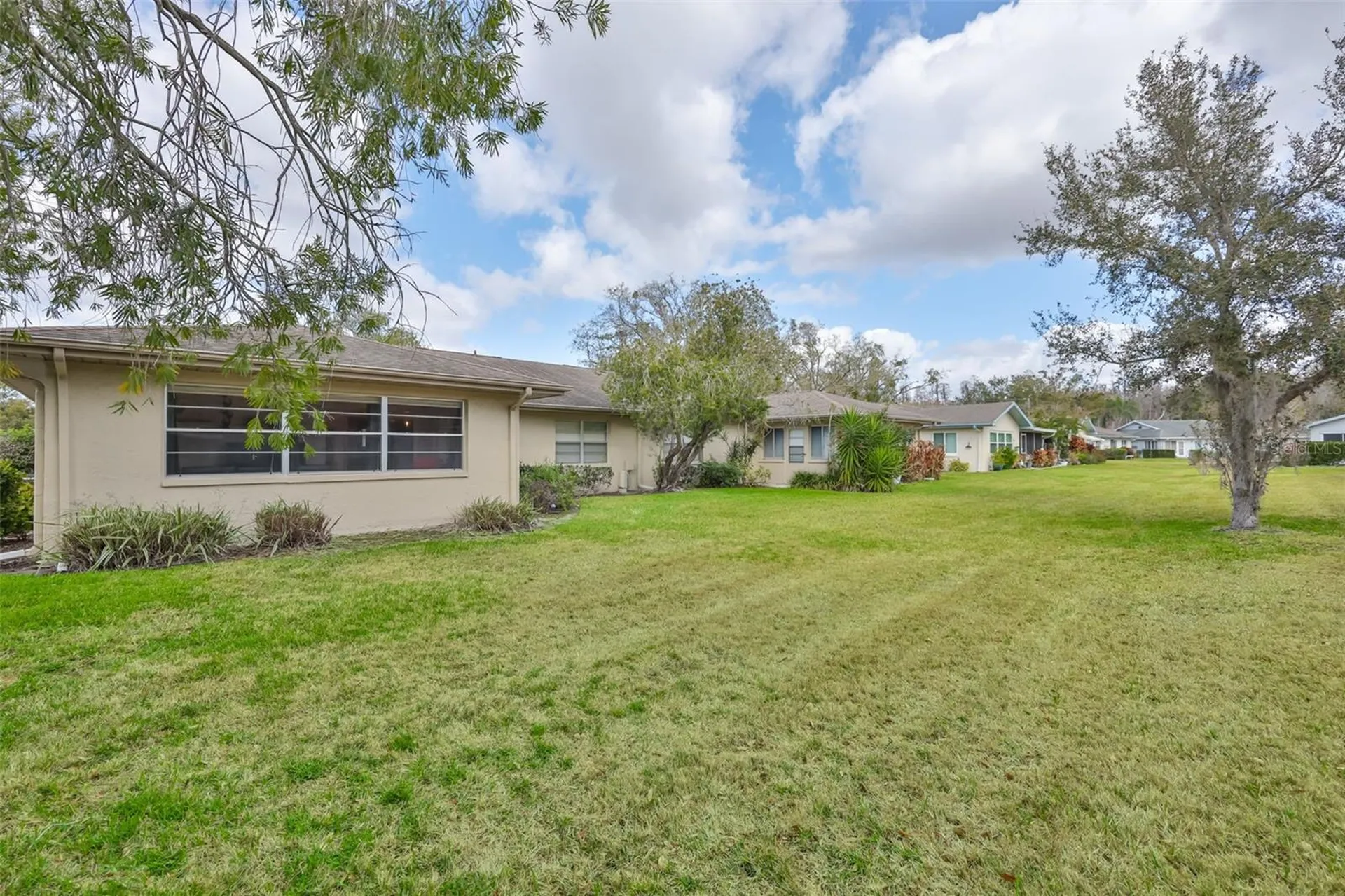 2001 Heathfield Circle Sun City Center FL 33573
