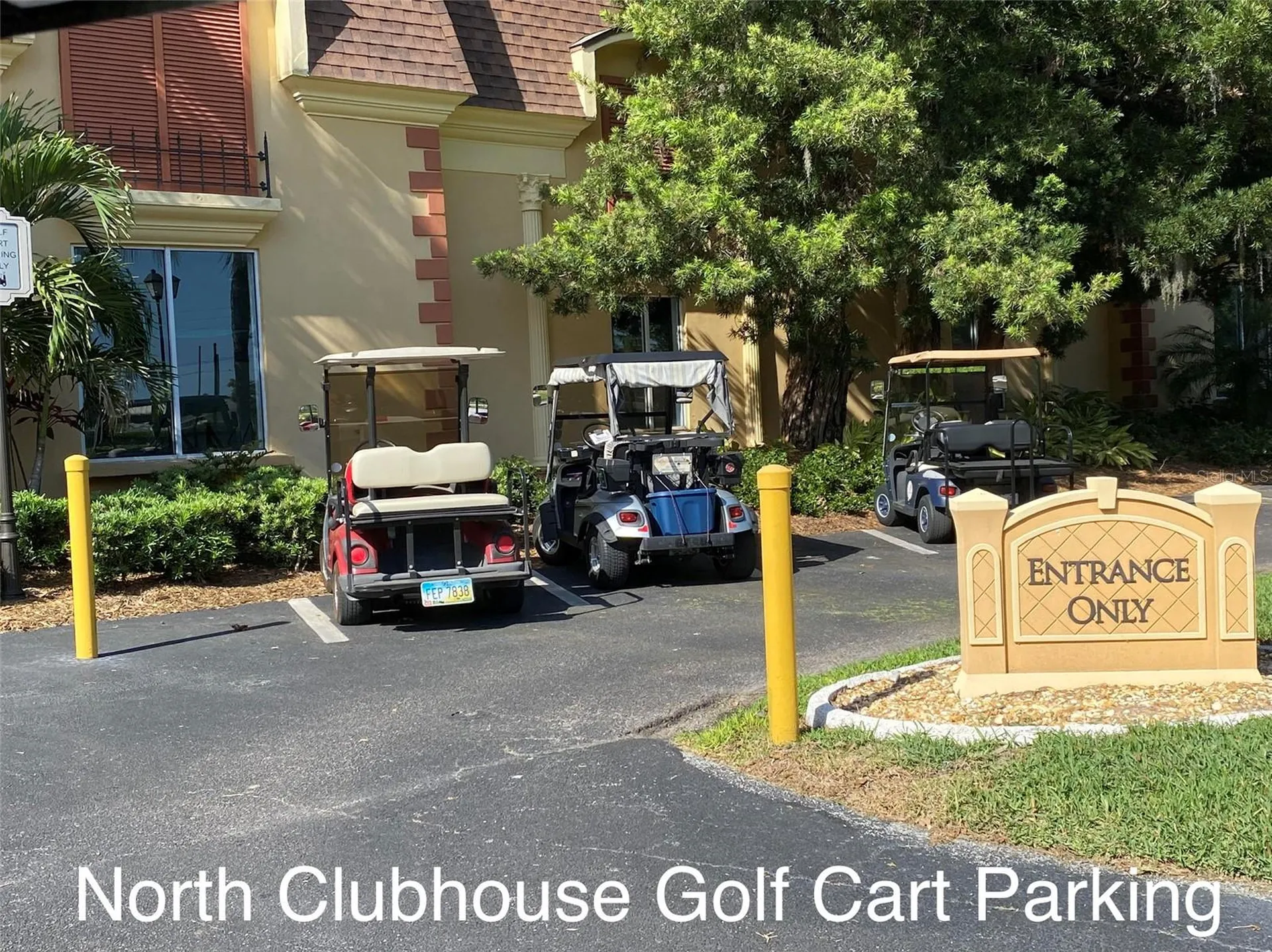2001 Heathfield Circle Sun City Center FL 33573