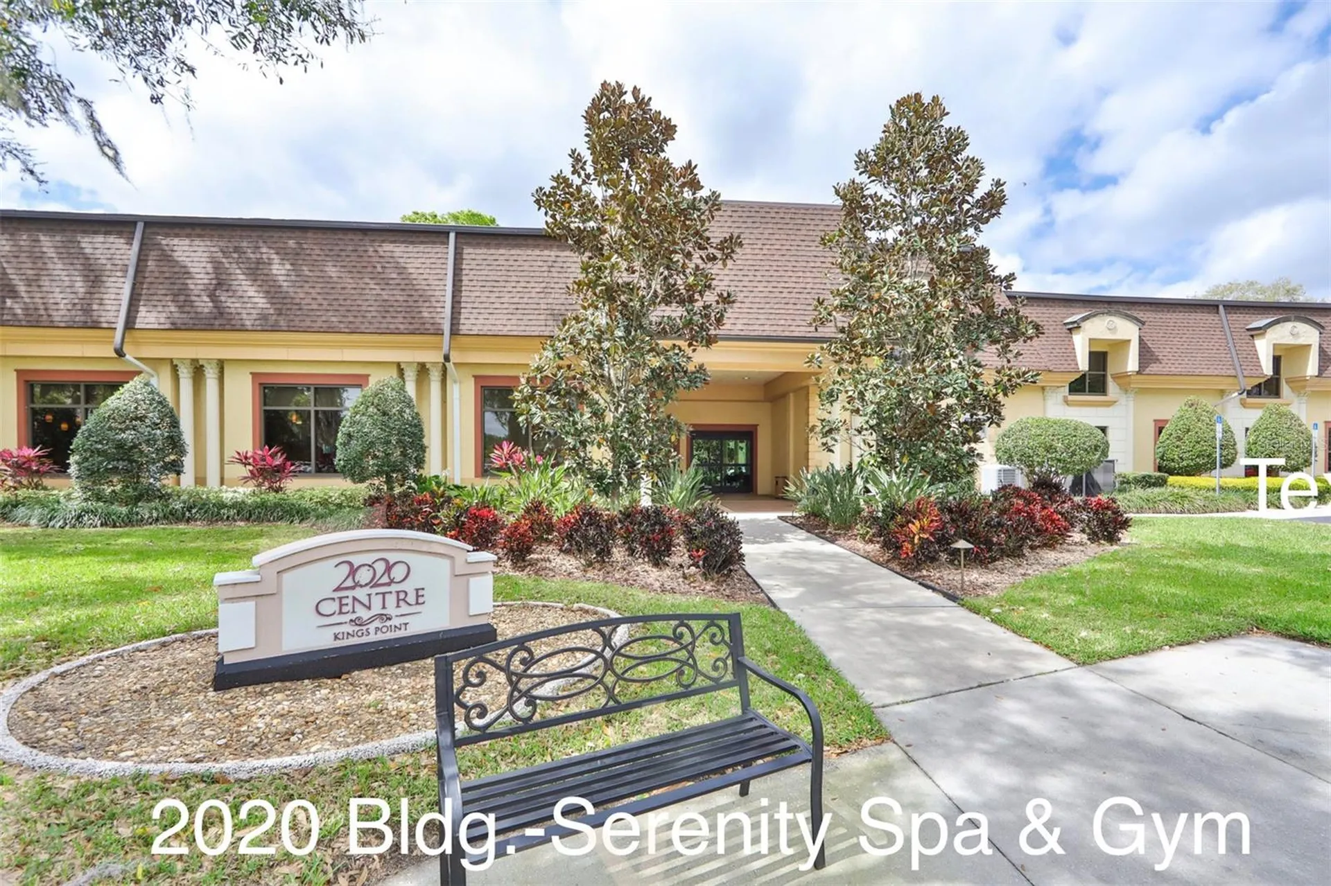 2001 Heathfield Circle Sun City Center FL 33573
