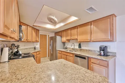 2001 Heathfield Circle Sun City Center FL 33573
