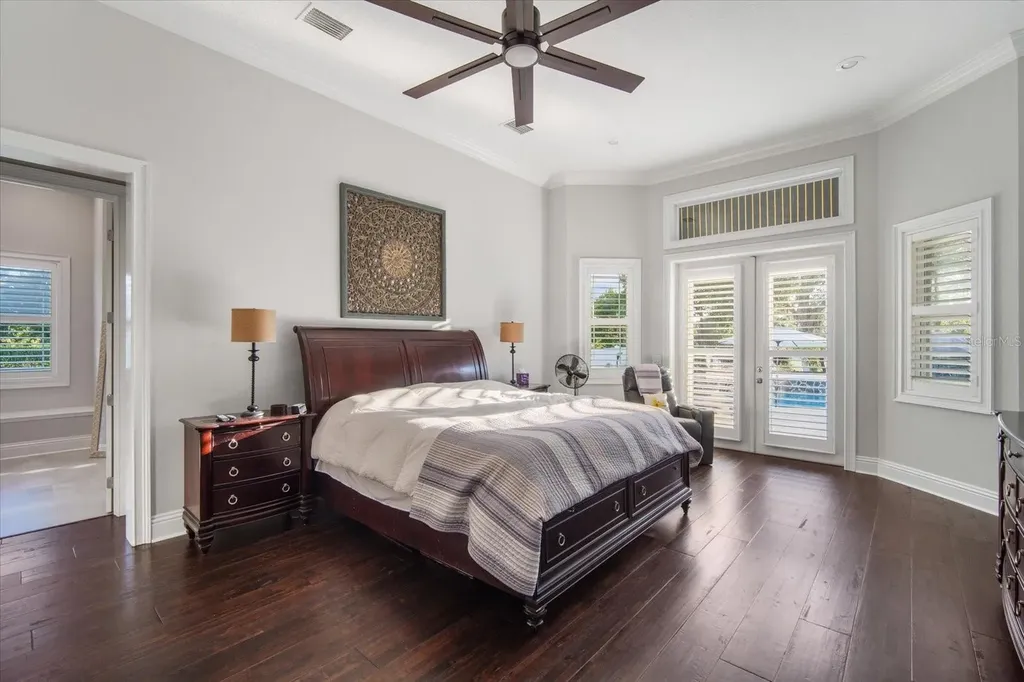 11441 Hammock Oaks Court Lithia FL 33547