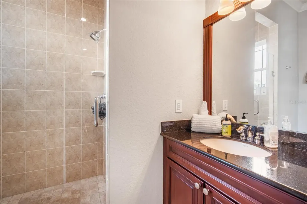 11441 Hammock Oaks Court Lithia FL 33547