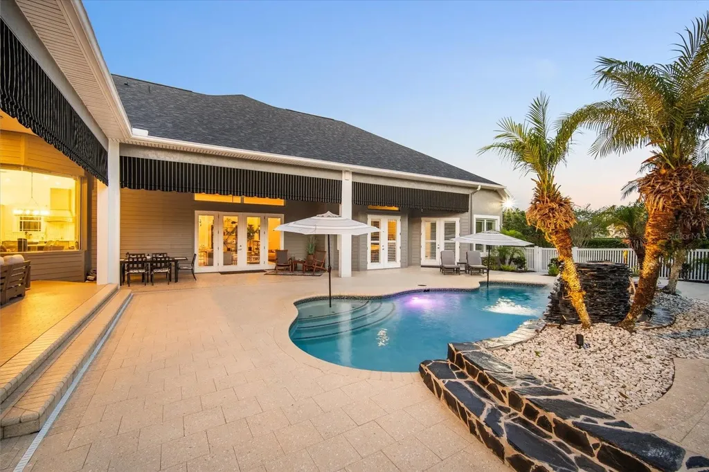 11441 Hammock Oaks Court Lithia FL 33547