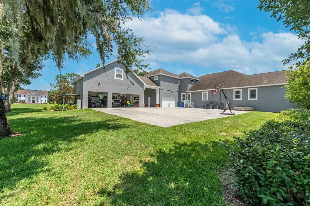 11441 Hammock Oaks Court Lithia FL 33547