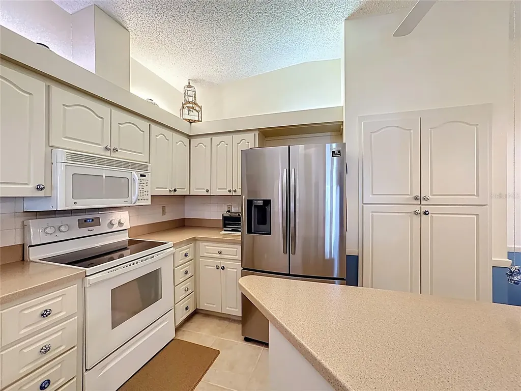 5611 Garden Lakes Drive Bradenton FL 34203