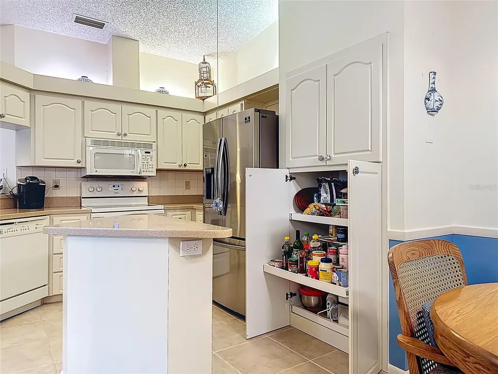 5611 Garden Lakes Drive Bradenton FL 34203