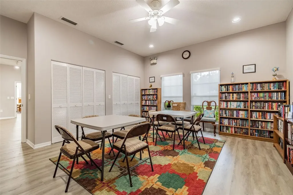 5611 Garden Lakes Drive Bradenton FL 34203